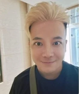 Yan Sir · 主理人及藝術導師